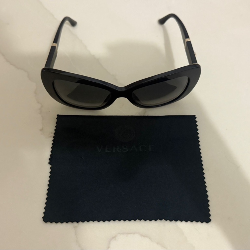 VERSACE Polarized VE 4305-Q 54 mm Black and Gold Sunglasses